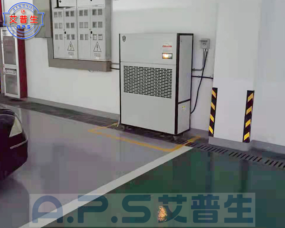 地下車庫除濕機(jī).jpg